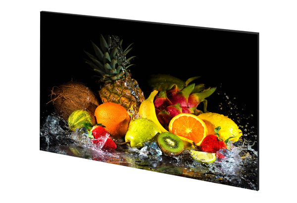 perspectiva panou decorativ model fructe pe apa, fundal negru